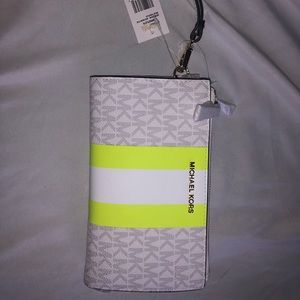 Michael Kors Wristlet